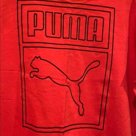 🎉1 hr sale🎉Puma red short sleeve shirt - Picture 2 of 6